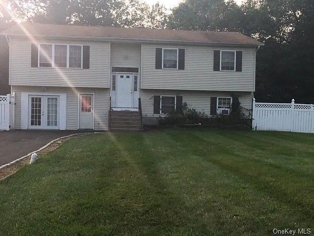 3 Fayva Ct photo 1