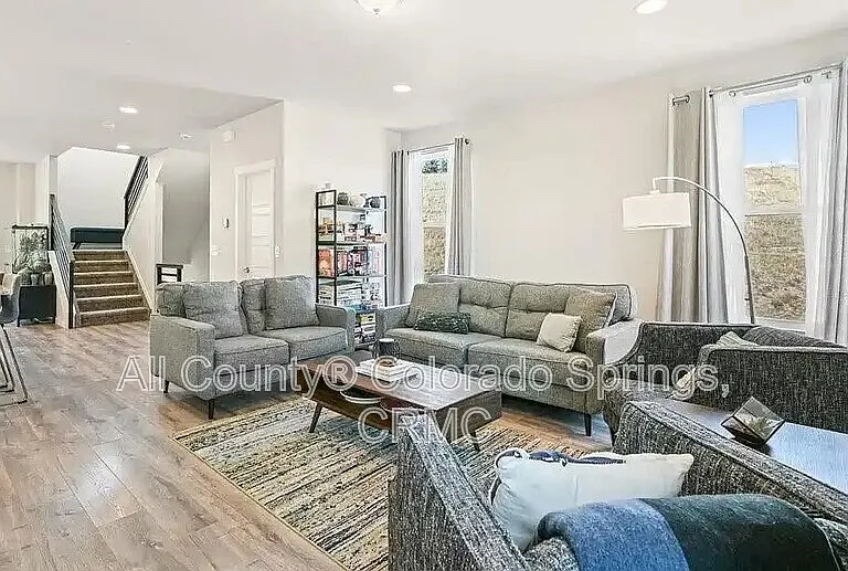 4350 Parkwood Trl — Photo 5