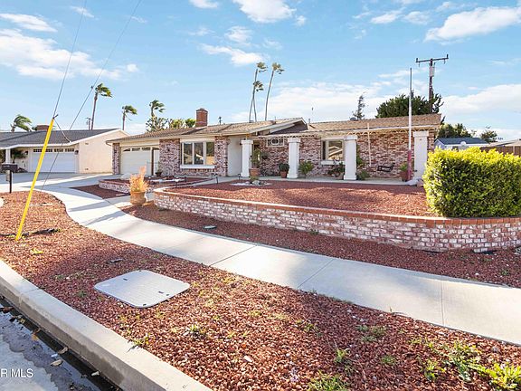 3rd image of 4776 El Prado St