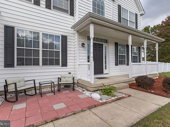 3rd image of 101 Penn Beach Dr