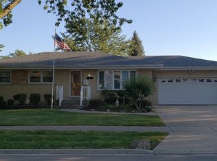 613 W Eggerding Dr, Addison, IL 60101