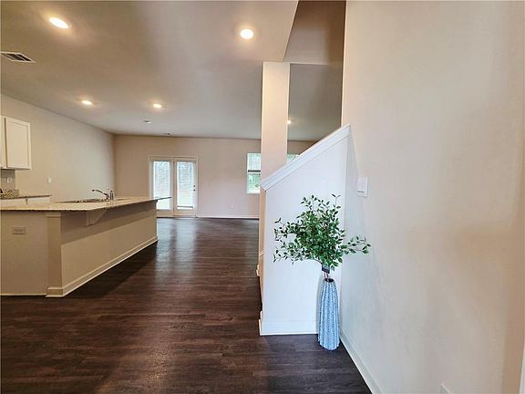 2nd image of 274 Walnut Grove Way