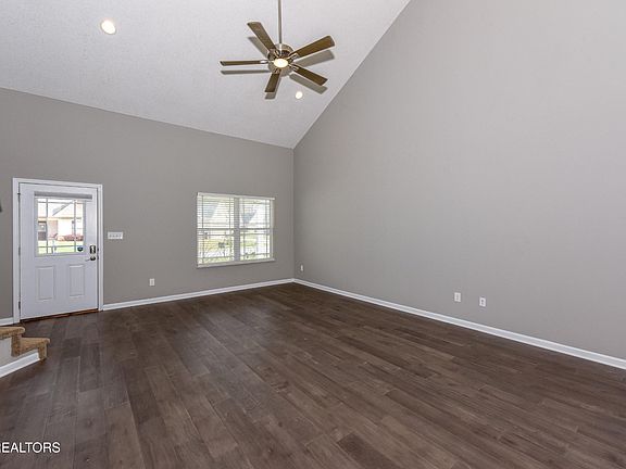 4th image of 1125 Blackstone View Ln