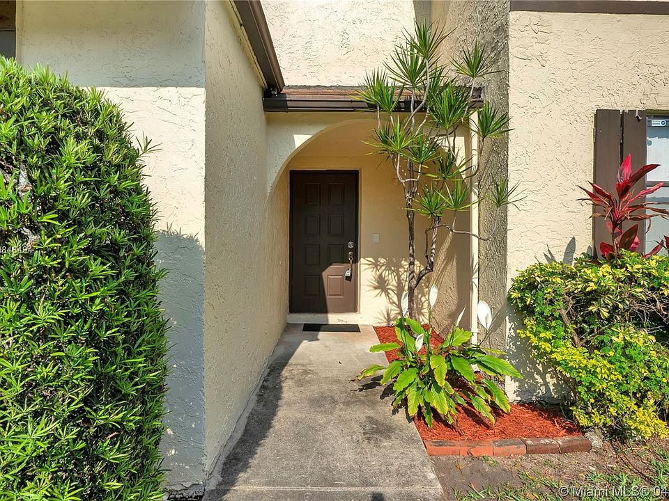 1st image of 7459 NW 34th St