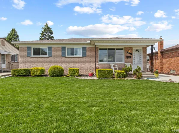 9551 Royal Grand, Redford, MI 48239