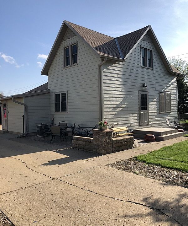 1st image of 1311 W 12th St