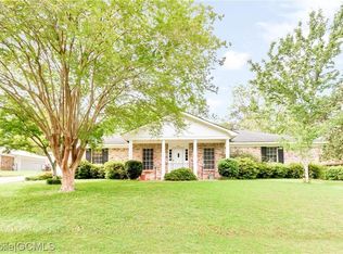 6112 Lindholm Dr, Mobile, AL 36693