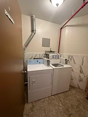 Rented by CitySites Real Estate Group | media 17