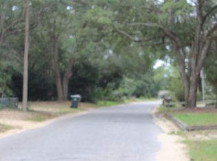 5333 E Avenida De Golf, Pace, FL 32571