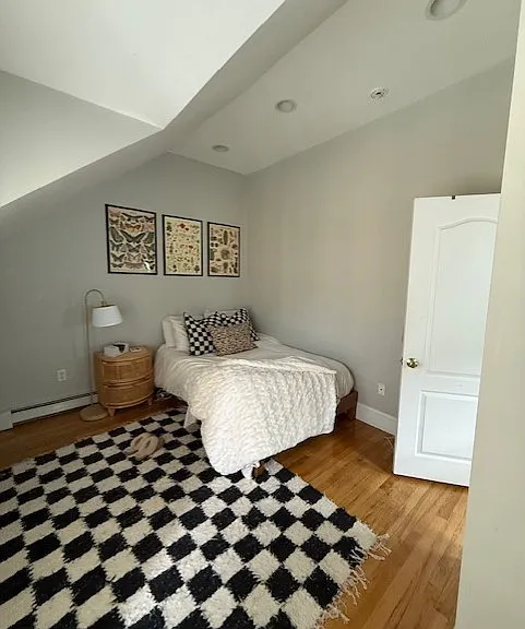 219 W 2nd St #2 — Photo 10