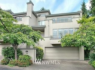 5051 50th Ave NE APT 32, Seattle, WA