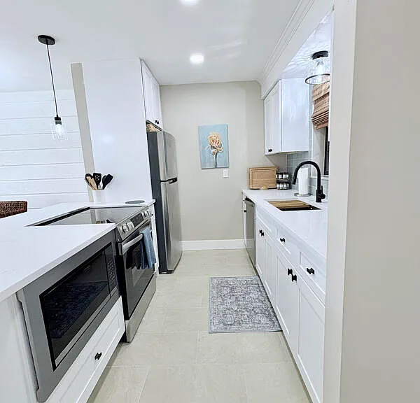 2050 Oleander Blvd #2-205 — Photo 2