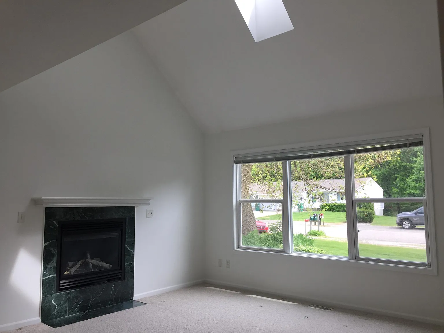 2 bed, 1.5 bath, 1500 sqft, $1,850 — Photo 3