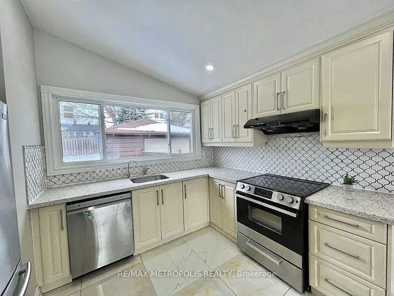 52 Benleigh Dr #MAIN — Photo 3