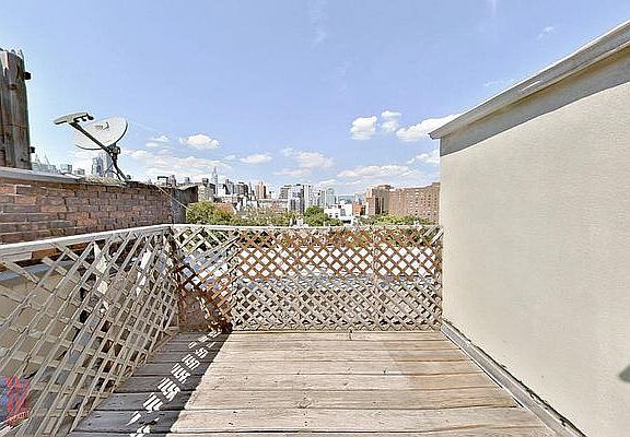 2nd image of 340 E 18th St APT 5A