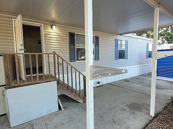 3rd image of 469 Windsor Dr #469