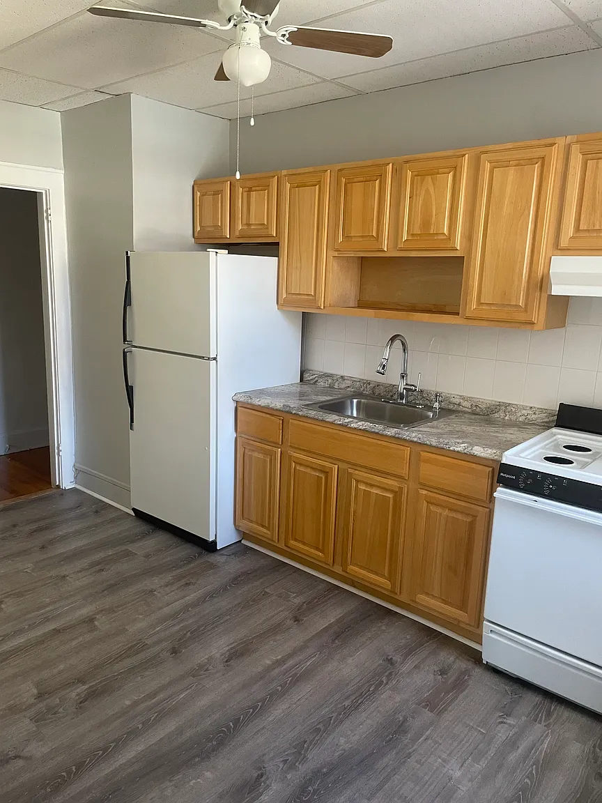 61 E Edsall Blvd #2 photo 1