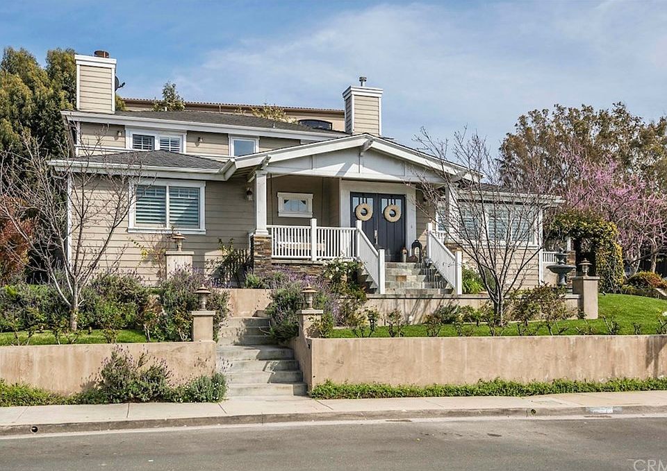 1st image of 2704 El Oeste Dr