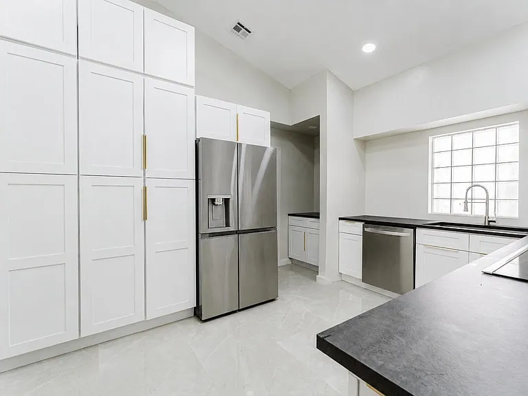 7512 Eagle Point Dr #7512 — Photo 13