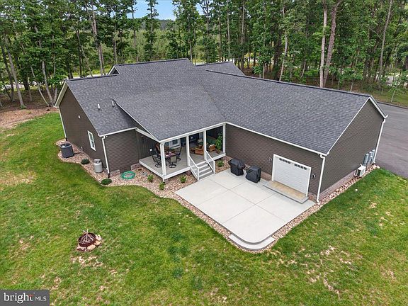 2nd image of 845 Alma Gaynelle Dr