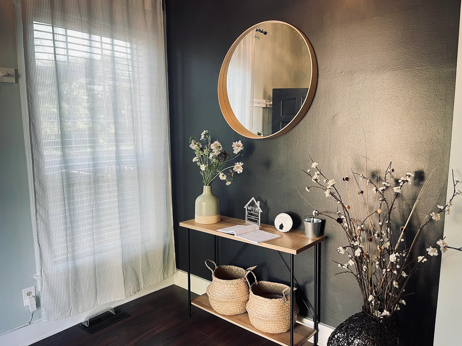 2 bed, 1350 sqft, $2,850 — Photo 4
