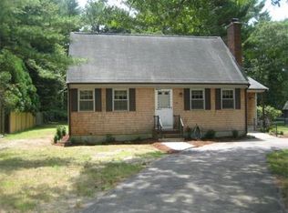 286 Carver Rd, Plymouth, MA 02360