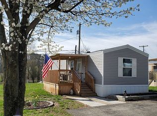 7623 Sailor Rd, Louisville, KY 40291