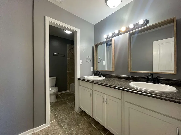5713 Waterwood Dr — Photo 12