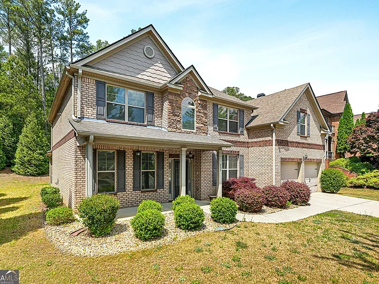 882 Nestling Dr — Photo 4