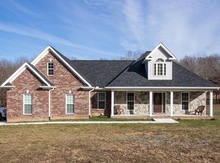 90 Maple Ln, Summertown, TN 38483