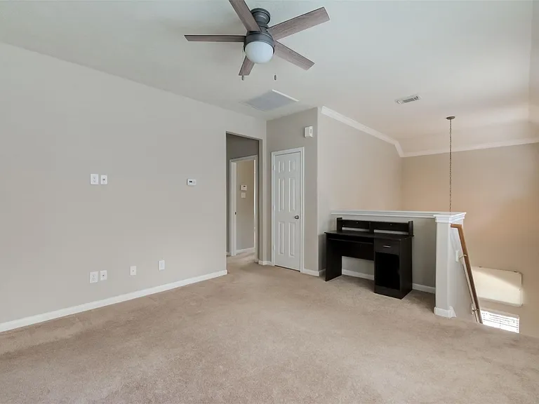 115 W Burberry Cir — Photo 13