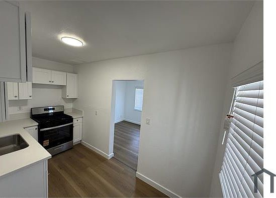 1st image of 816 E 87th Pl #818