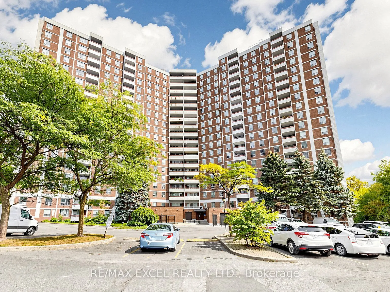 3 bed, $3,000 — Photo 1