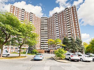 10 Edgecliff Golfway #1808, Toronto, ON M3C 3A3