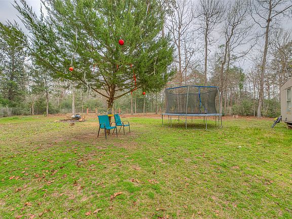 4th image of 713 Garrett Rd