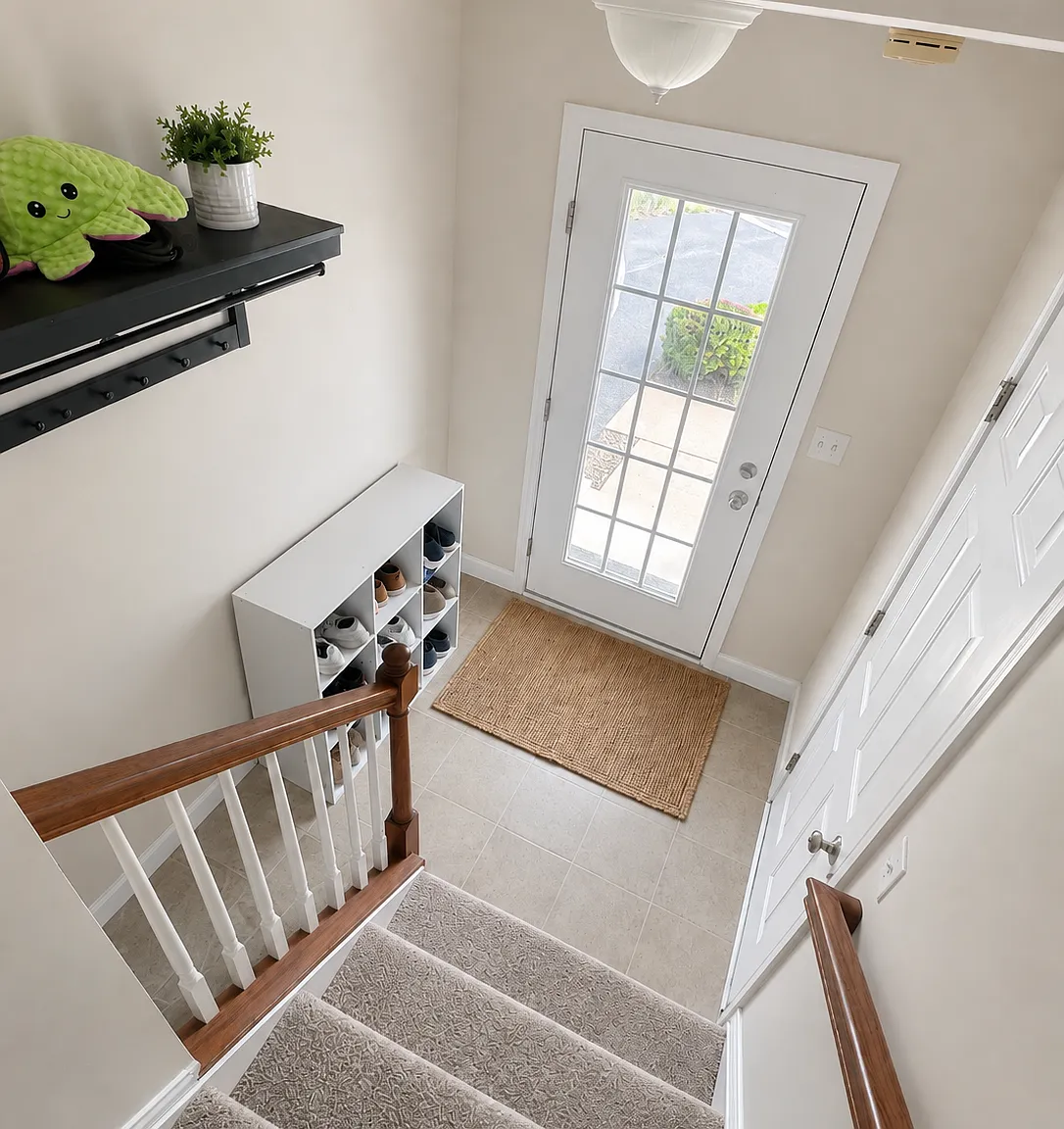 2 bed, 1369 sqft, $2,100 — Photo 3