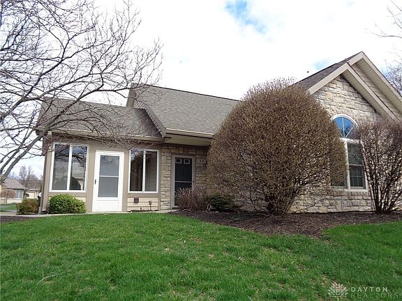 3rd image of 80 Villa Pointe Dr