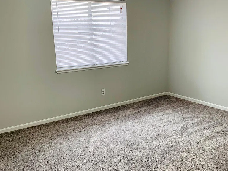 23262 Woodruff Rd #2 — Photo 17