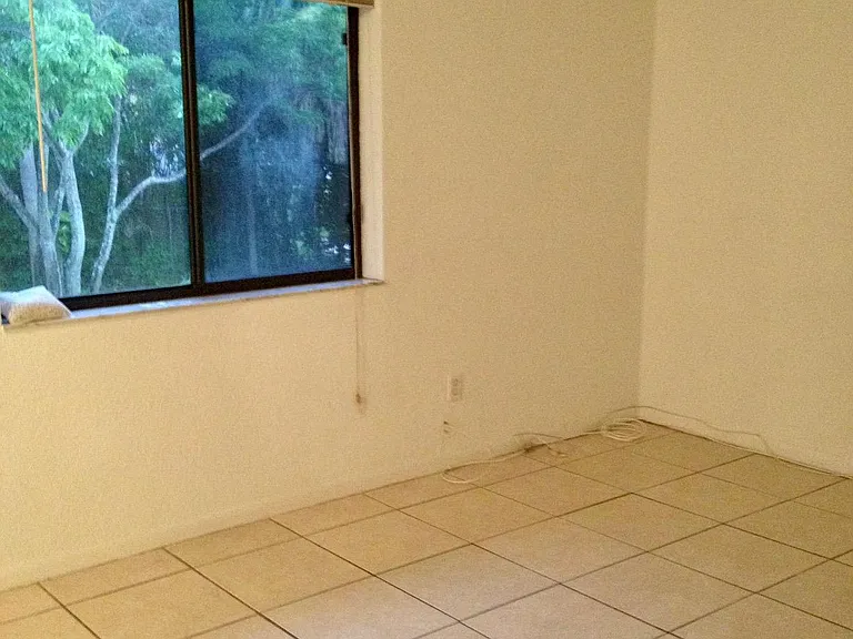 6021 10th Ave N #112 — Photo 5