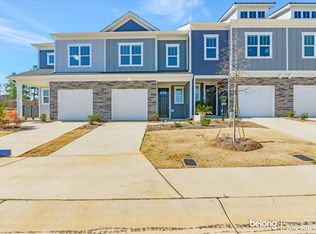 2735 Winn Mill Dr, Gastonia, NC 28056