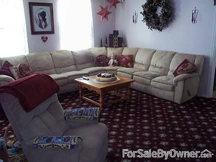 formal living rm.