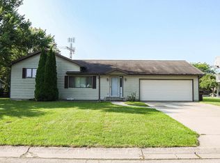 1420 Brookhaven Ct, Bluffton, IN 46714