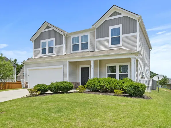 105 Jones Peak Dr, Simpsonville, SC 29681