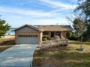 506 Hilltop Dr, Swansboro, NC 28584
