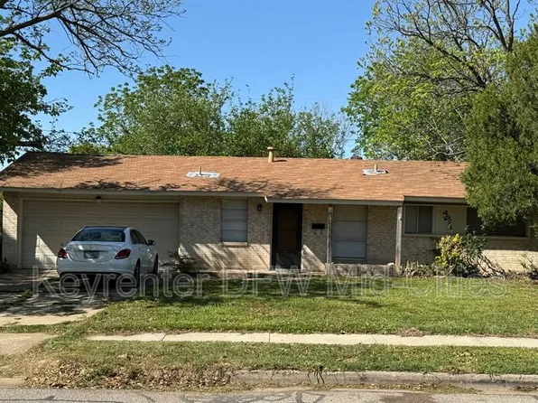 1225 Fairdale St, Irving, TX 75062
