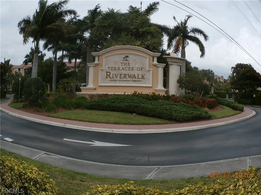 2 bed, 2.0 bath, 1155 sqft, $1,800 — Photo 1