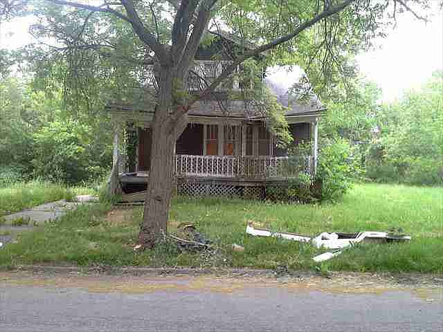 4859 Drexel