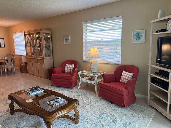 3rd image of 23 Vista Gardens Trl APT 207