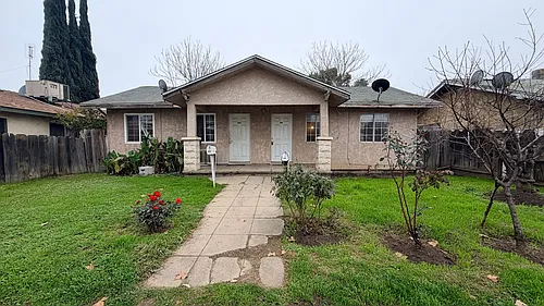 924 E Yosemite Ave Photo 1