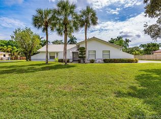 22412 Waterside Dr, Boca Raton, FL 33428